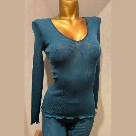 Top Manches Longue En Soie Siena Bleu Canard 8 Top Manches Longue En Soie Siena Bleu Canard -Sousvêtement Soldes PhotoficheproduitMartine 844b3e4d 6e30 47b5 8204 6c77ba4272b3