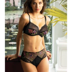 Culotte Haute En Dentelle Fleurs De Nuit -Sousvêtement Soldes c2c8ed c622fcf035f1456abe1bf0fa804c16a7 mv2
