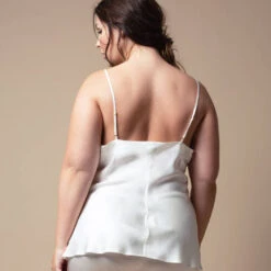 Ensemble Caraco & Short En Soie Unie Naturel Blanc -Sousvêtement Soldes c2c8ed e0850aaf2eae42d3b377168388a61867 mv2