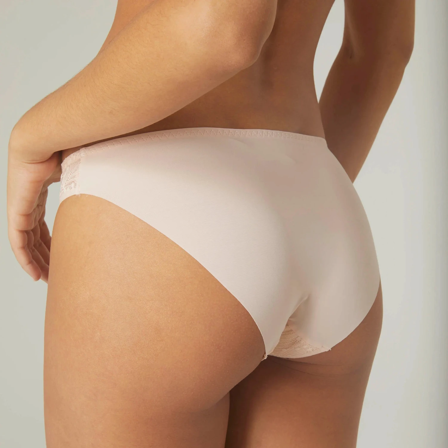 Simone Perele Culotte Comète Sable Rosé 4 Simone Perele Culotte Comète Sable Rosé – Image 2