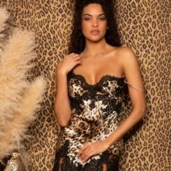 Nuisette En Satin Et Soie Puma Panthère Noir -Sousvêtement Soldes nuisette satin soie marjolaine puma panthere noir paris