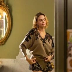 Pull Satin Et Soie Promesse Lin Noir