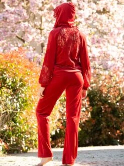 Pyjama Nadja Velours Et Dentelle Rouge -Sousvêtement Soldes pyjama nadja rubis1