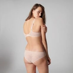 Simone Perele Shorty Comète Sable Rosé -Sousvêtement Soldes shorty simone perele comete sable rose paris 1