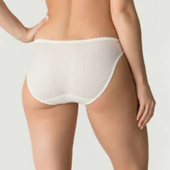PRIMADONNA Slip Brésilien Dentelle Couture Ecru -Sousvêtement Soldes slip femme primadonna couture naturel2 1