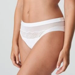 PRIMADONNA Slip Brésilien Sophora Blanc 13 PRIMADONNA Slip Brésilien Sophora Blanc -Sousvêtement Soldes slip primadonna sophora blanc paris2