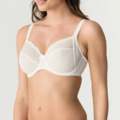 PRIMADONNA Soutien-gorge Armatures Emboîtant Couture Ecru 11 PRIMADONNA Soutien-gorge Armatures Emboîtant Couture Ecru -Sousvêtement Soldes soutien gorge primadonna couture naturel2 1
