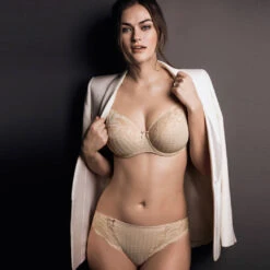 PRIMADONNA Soutien-gorge Armatures Emboîtant Madison Caffé Latte 17 PRIMADONNA Soutien-gorge Armatures Emboîtant Madison Caffé Latte -Sousvêtement Soldes soutien gorge primadonna madison chair 7