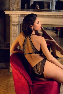 Soutien-gorge Triangle Armatures Déesse En Glam -Sousvêtement Soldes soutien gorge triangle armatures 135 lise charmel deesse en glam paris